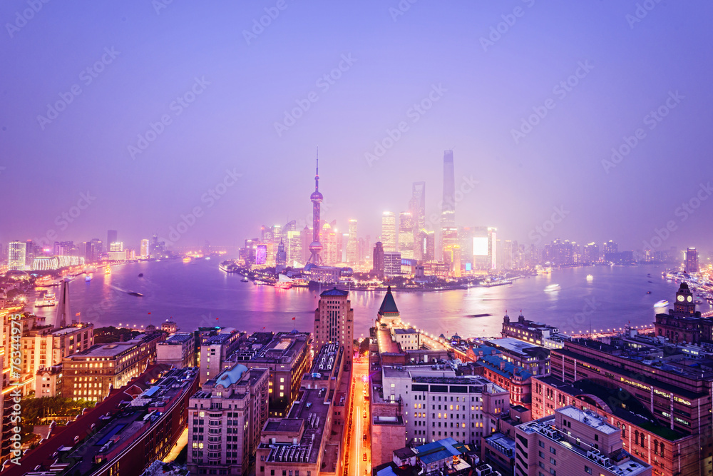 Fototapeta premium night shanghai skyline with reflection ,beautiful modern city