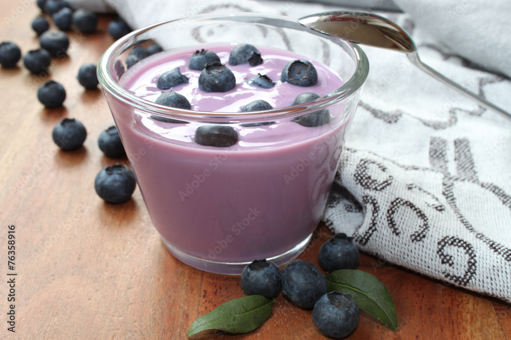 Heidelbeer Joghurt Stock Photo | Adobe Stock