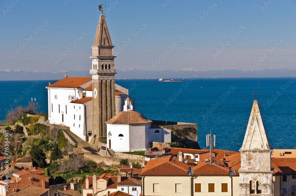 Fototapeta premium Panoramic view of adriatic sea and city of Piran in Istria