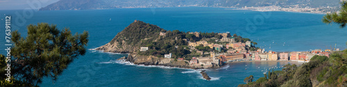 Fototapeta Naklejka Na Ścianę i Meble -  Panorama of Sestri Levante 