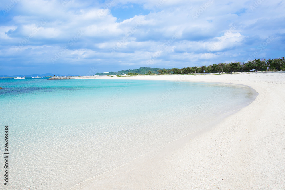 沖縄のビーチ・浜ふるさと海岸