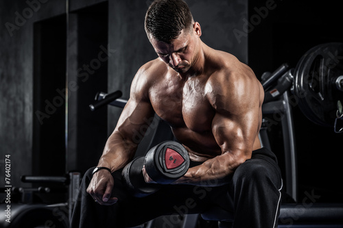 Fitness with dumbbells