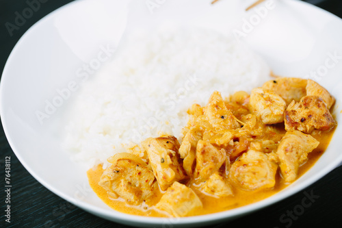 Spicy chicken curry with rice