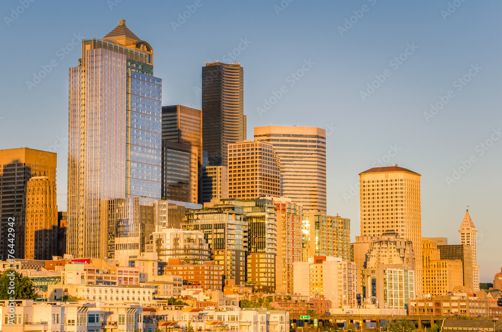 Fototapeta premium Downtown Seattle at Sunset