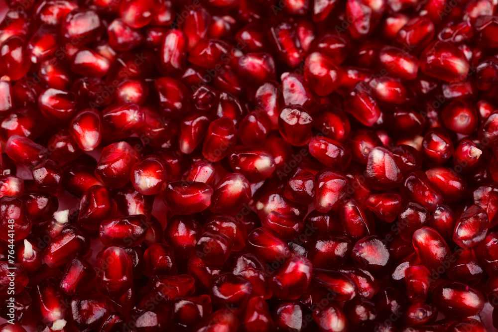 Small red grenadine seeds
