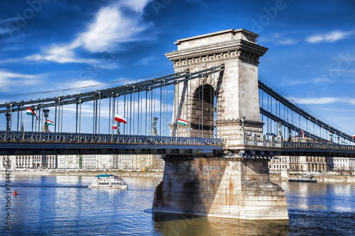 Famous Chain Bridge in Budapest, Hungary © Tomas Marek