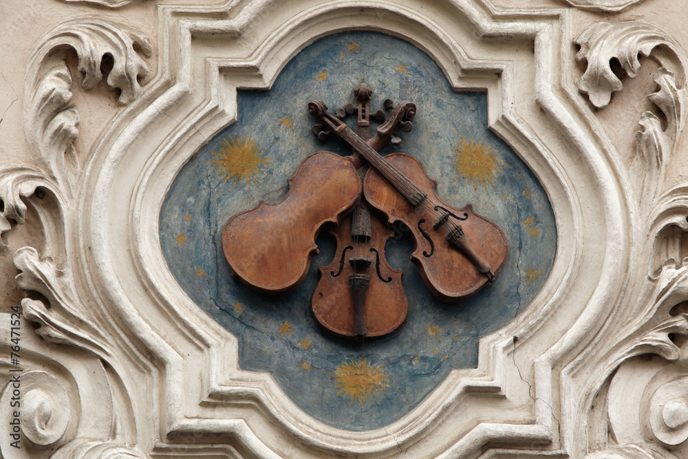 Obraz premium House at the Three Little Violins in Prague.