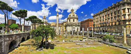 Canvas Print great Rome, panorama with ruins in Trojian market