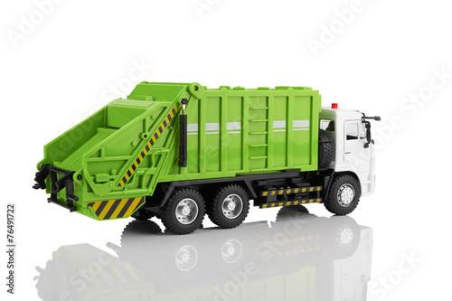 Garbage truck © pioneer111