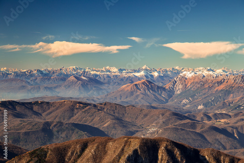 italian mountains in the winter