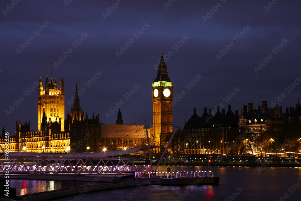 View of London at night the Big Ben and the parliament