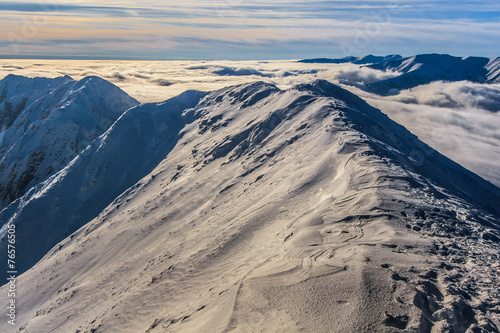 winter mountain landscape © porojnicu