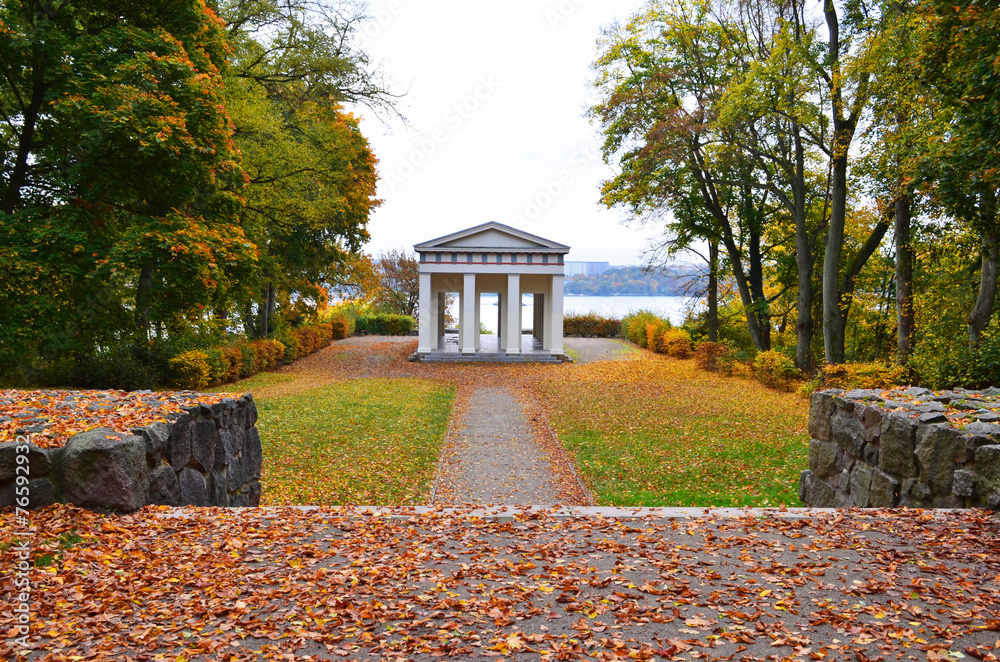 Wunschmotiv: Belvedere in Neubrandenburg #76592932