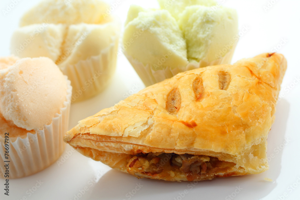 Mushroom puff pastry and Thai sponge cake. Mushroom puff pastry and Thai sponge cake.