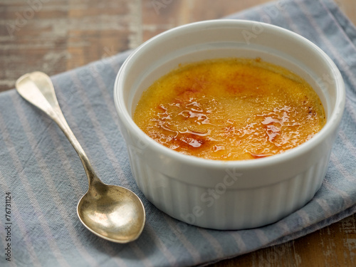 Creme Bruelee photo