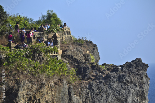 Tempio induista e danza kecak: pura luhur ulu watu photo