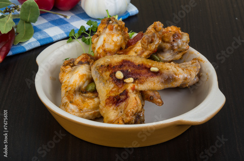 Roasted chicken wings