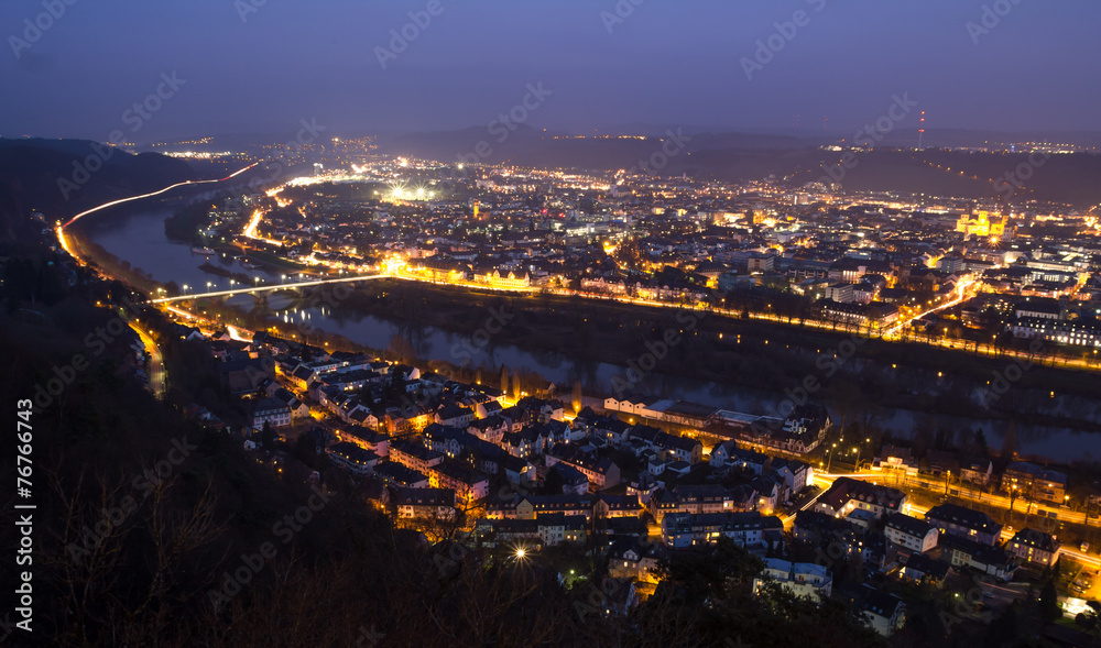 Naklejka premium trier city in germany in the evening