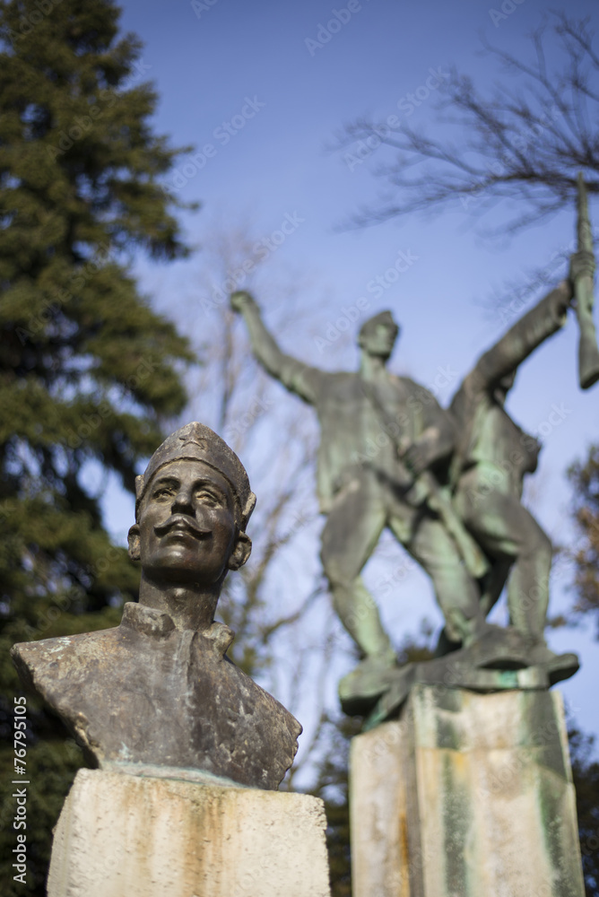 partisans, statue in daruvar
