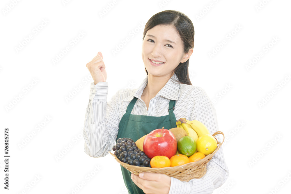 果物を持つ女性 果物を持つ女性