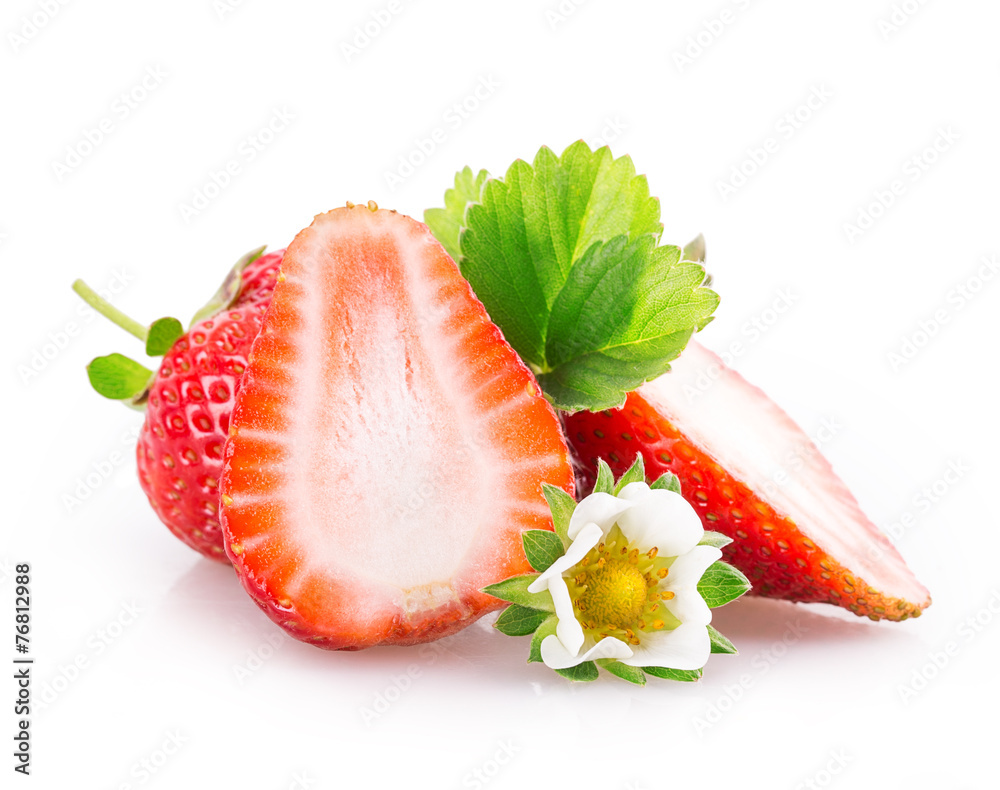 sliced strawberries