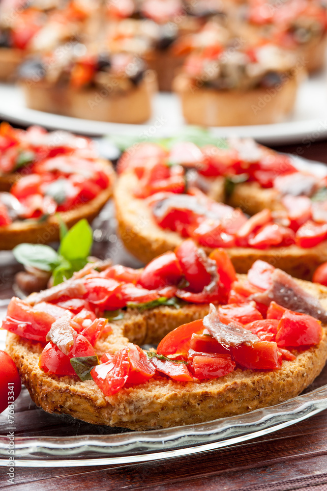 Friselle al pomodoro e basilico Friselle al pomodoro e basilico