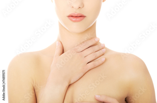 Woman with a throat pain