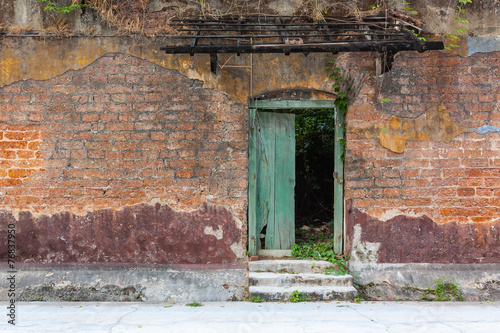 Decrepit door in Cochin, India