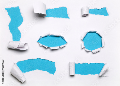 Blatt Papier Zettel zerrissen weiß türkis