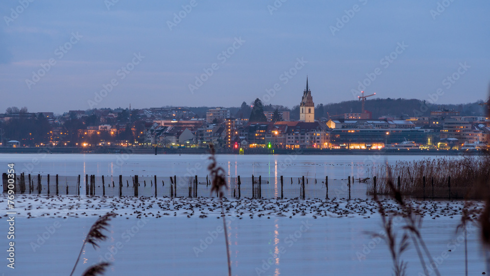 Fototapeta premium Friedrichshafen im Abendlicht