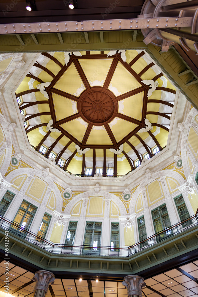 Obraz premium 東京駅 丸の内北口 駅舎 天井