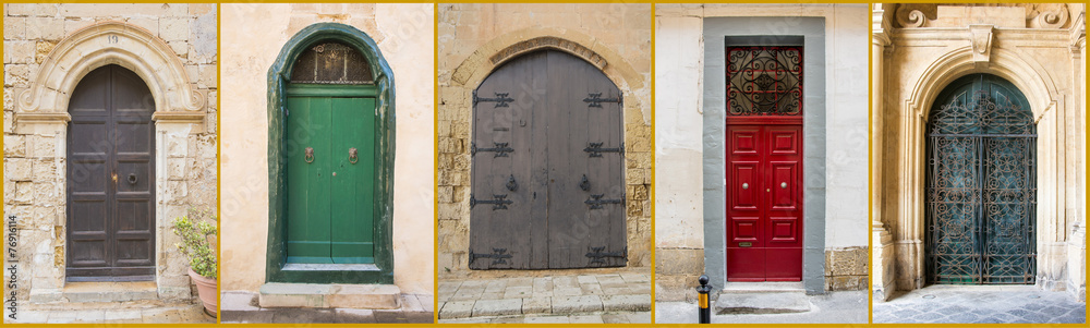 Fototapeta premium old vintage doors from malta 02