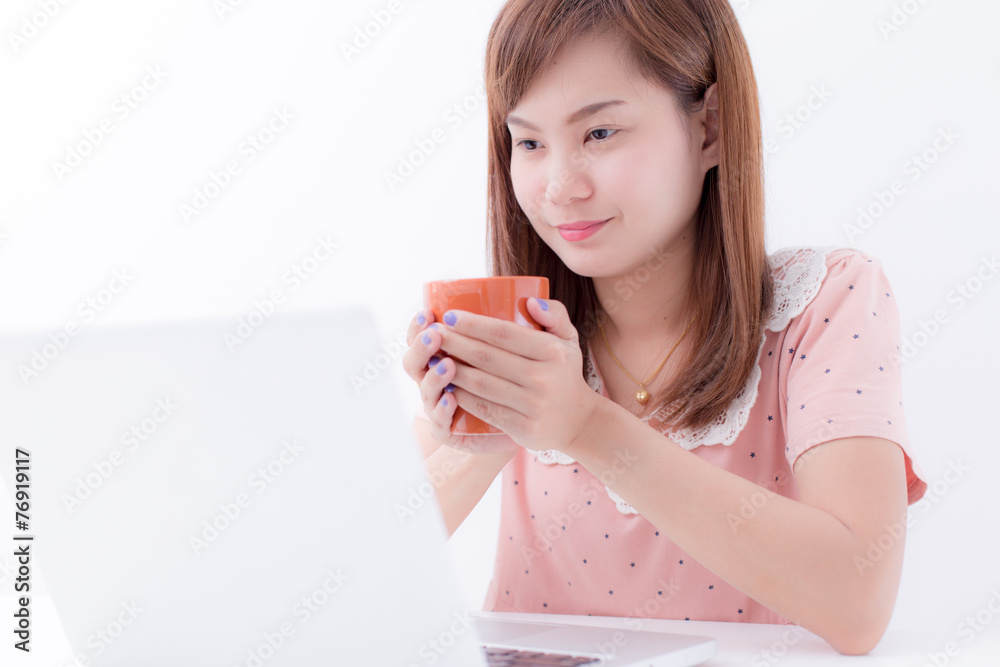 beautiful young woman using laptop computer beautiful young woman using laptop computer
