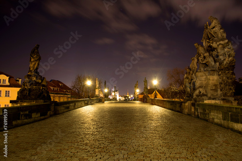 Fototapeta Naklejka Na Ścianę i Meble -  Night photo of  Charles Bridge in Prague