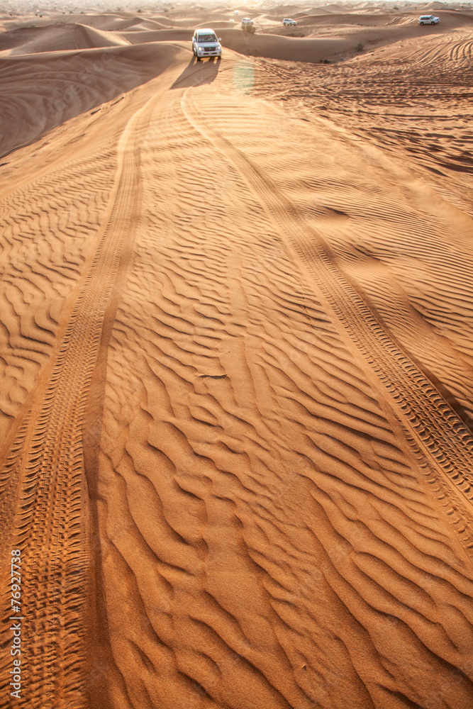 Rippled sand in desert. - obrazy, fototapety, plakaty 
