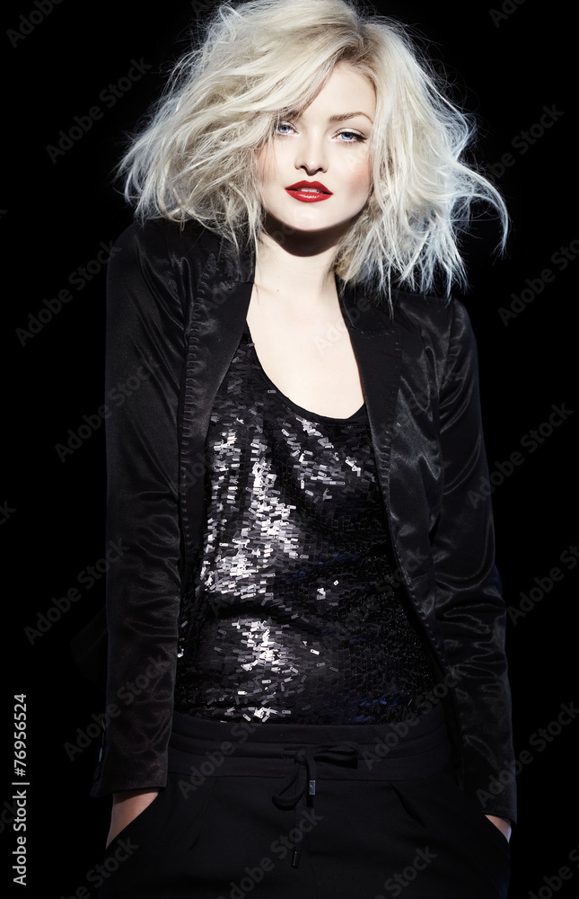 Chic Noir Chic Noir