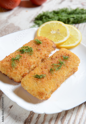 Fish fillets with chese