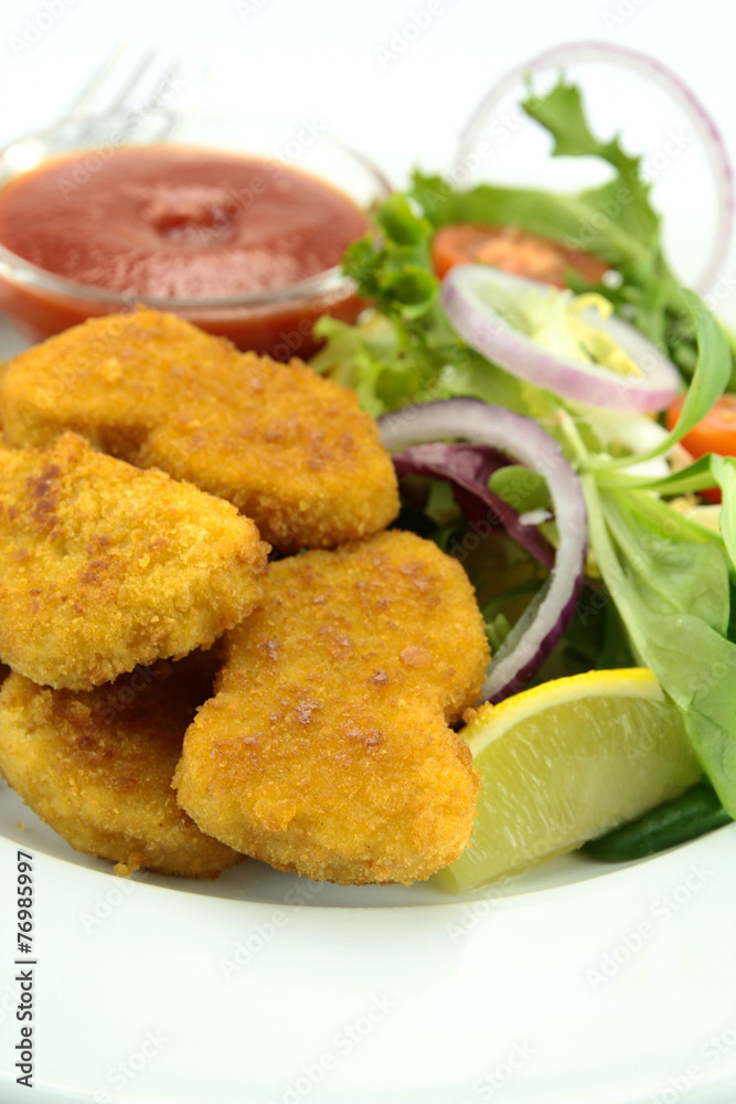Fototapeta premium nuggets et salade
