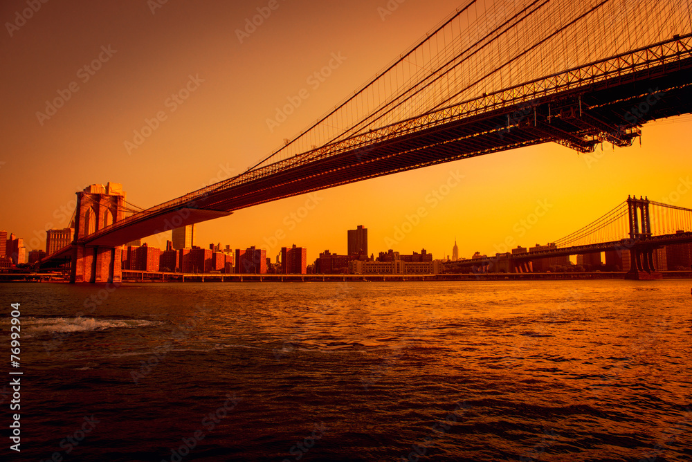 Fototapeta premium Brooklyn Bridge Sunset
