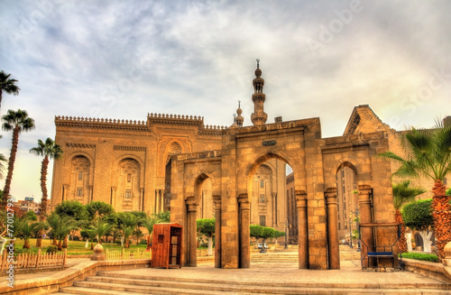 Salah ed Din Street: passage between Al Rifai Mosque and Sultan