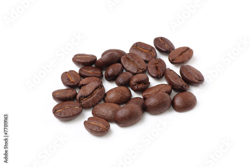 coffee beans isolated on white background © sarawutk