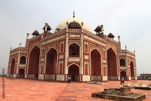 Humayun's Tomb  in Delhi India © leochen66