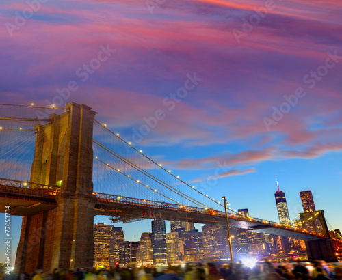 Fototapeta Naklejka Na Ścianę i Meble -  Brooklyn bridge and Manhattan skyline July 4th