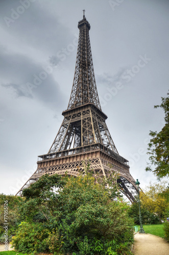 Eiffel Tower © rostyle