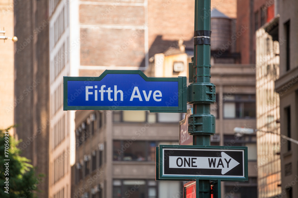 Fift avenue sign 5 th Av New York Mahnattan