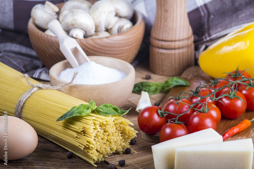 Spaghetti and pasta ingredients