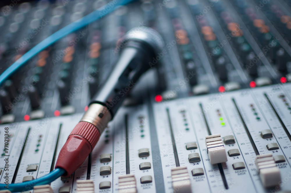 Sound mixer and Microphone Sound mixer and Microphone