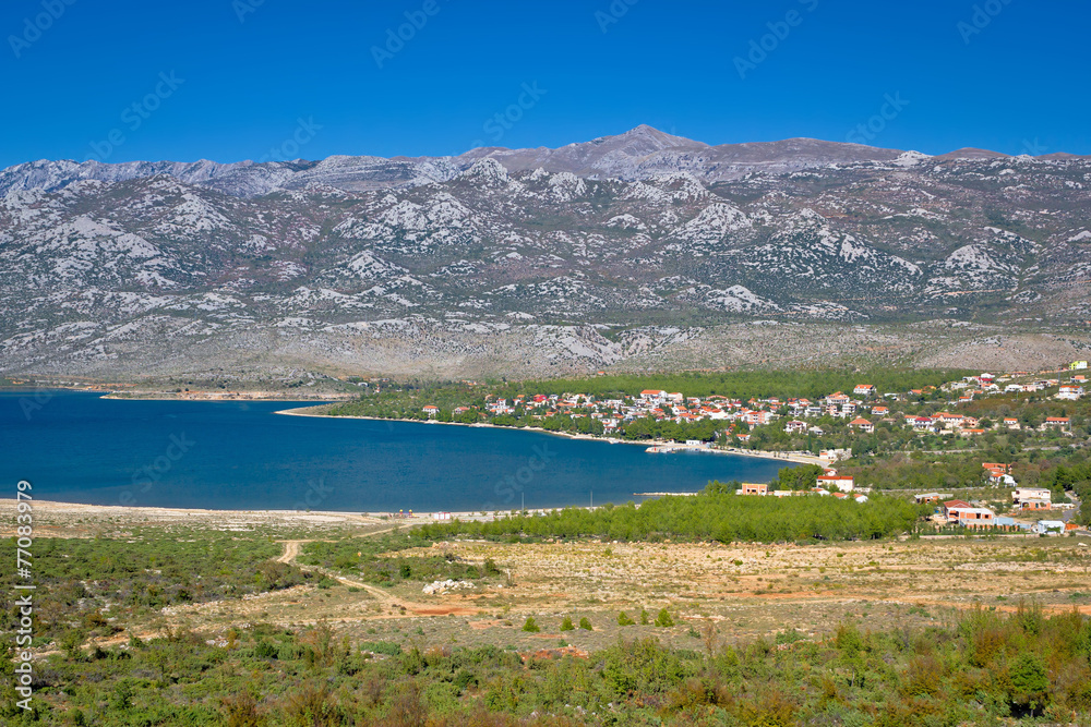Obraz premium Rovanjska bay village and Velebit mountain