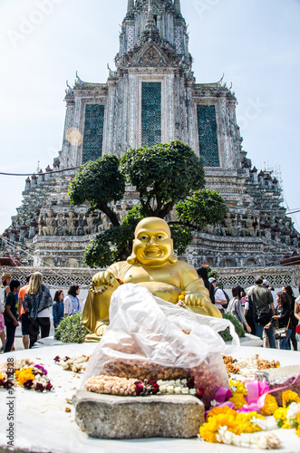 Wat Arun and Biddha photo