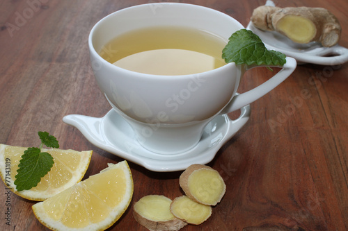 Inger-Zitronen-Tee